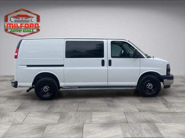 2018 GMC Savana 2500 Work Van
