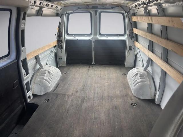2018 GMC Savana 2500 Work Van