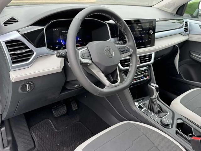 2026 Volkswagen Taos SE