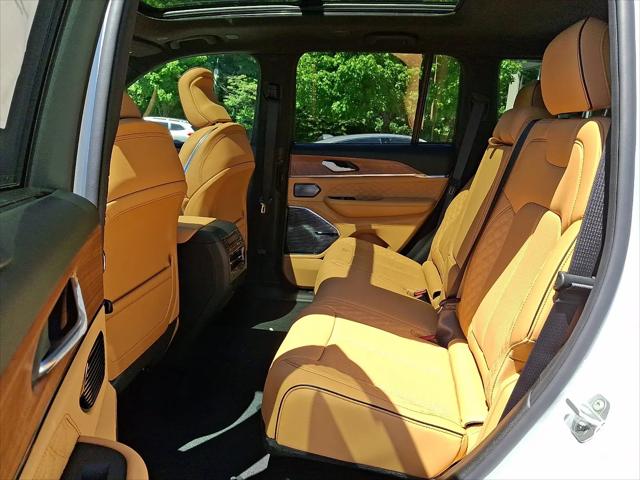 2026 Jeep Grand Cherokee Summit 4x4