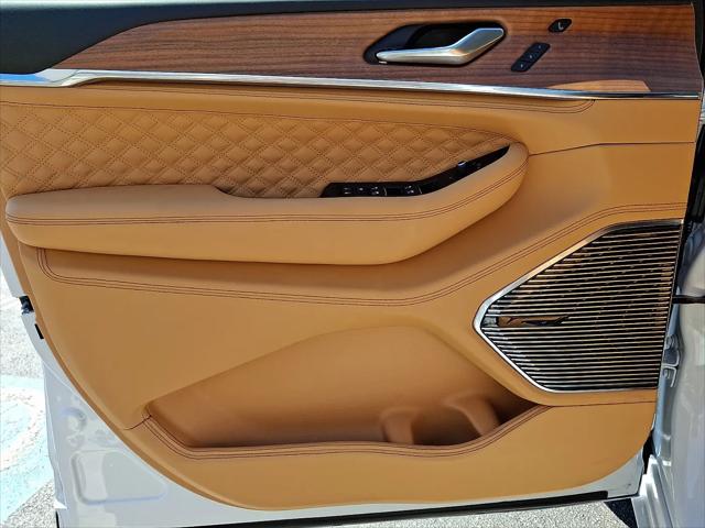 2026 Jeep Grand Cherokee Summit 4x4