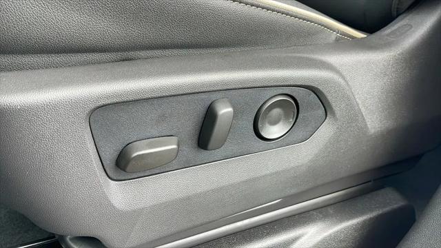 2026 GMC Yukon XL 4WD Elevation