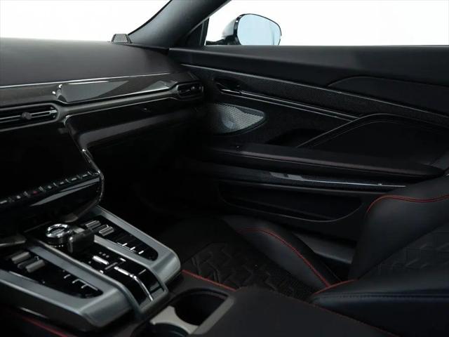 2025 Aston Martin Vanquish Coupe