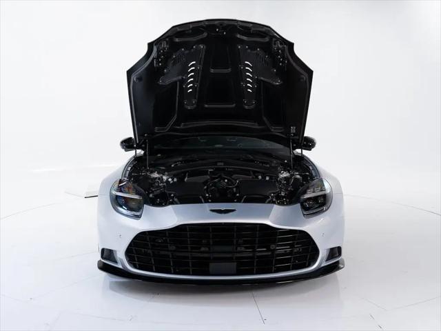 2025 Aston Martin Vanquish Coupe