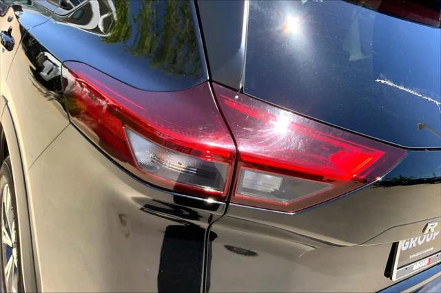 2023 Nissan Rogue SV Intelligent AWD