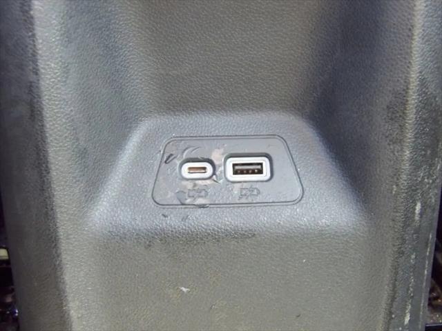 2023 Buick Envision Essence FWD