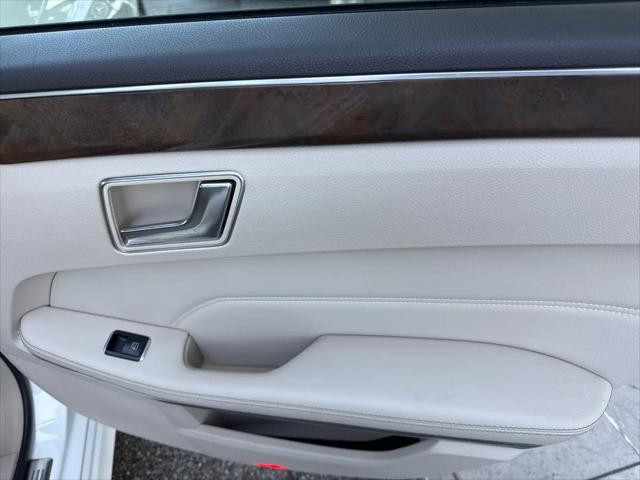 2014 Mercedes-Benz E 250 BlueTEC E 250
