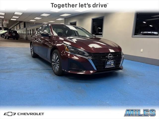 2024 Nissan Altima SV FWD for sale in Decatur, IL