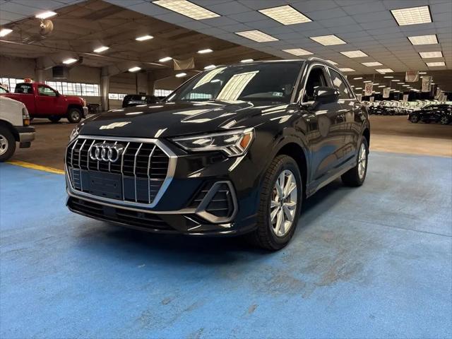 2025 Audi Q3 Premium 45 TFSI S line quattro Tiptronic