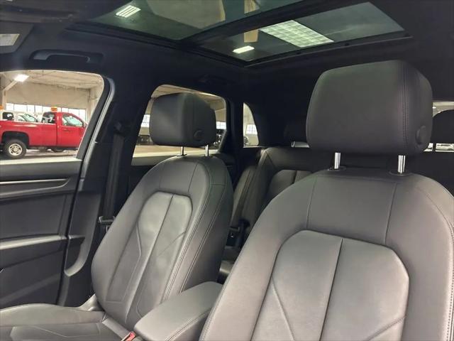 2025 Audi Q3 Premium 45 TFSI S line quattro Tiptronic