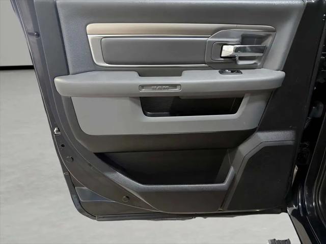 2019 Ram 1500 Classic SLT