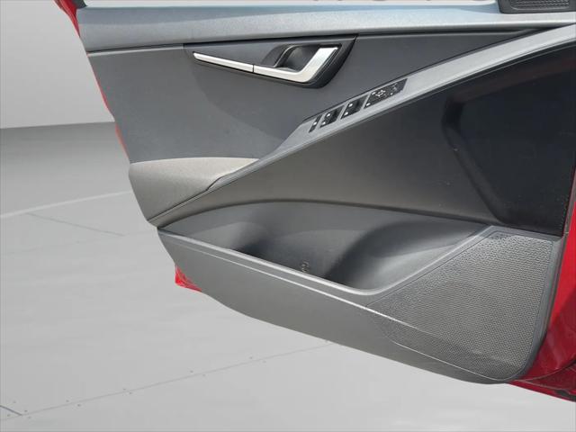 2025 Kia Niro LX