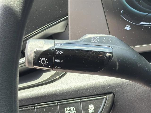 2025 Kia Niro LX