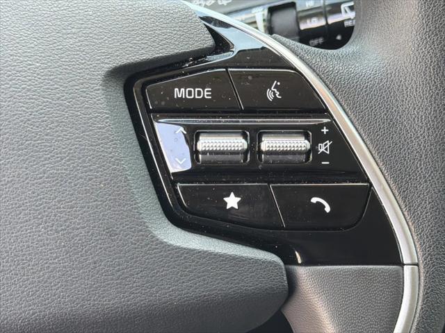 2025 Kia Niro LX