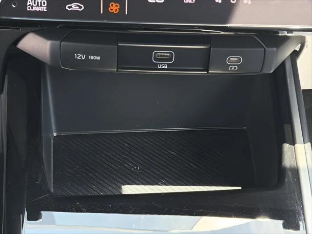 2025 Kia Niro LX