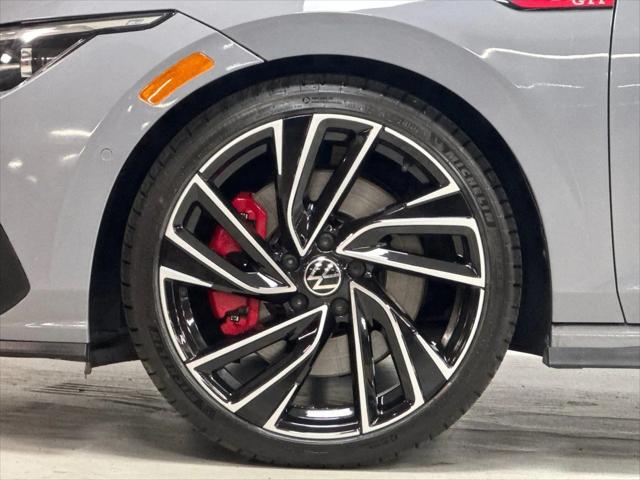 2023 Volkswagen Golf GTI 2.0T Autobahn