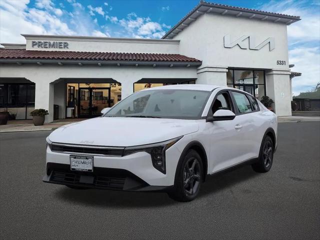 2026 Kia K4 LXS