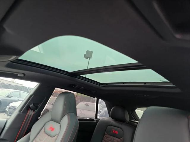2026 Audi RS Q8 performance quattro tiptronic