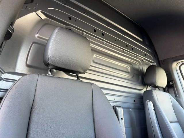 2026 Mercedes-Benz Sprinter 2500 Standard Roof 4-Cyl Diesel