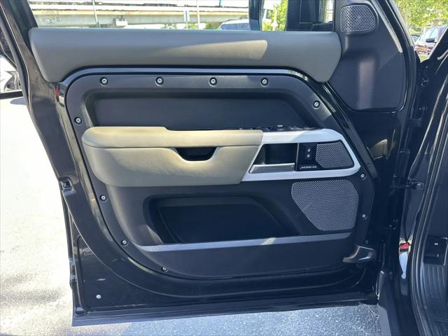 2020 Land Rover Defender 110 HSE