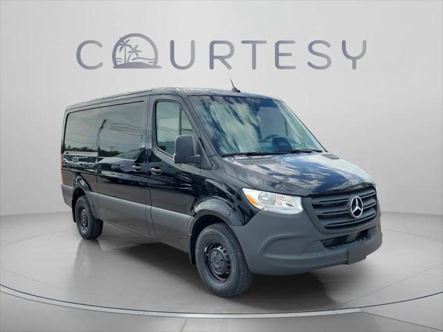 2026 Mercedes-Benz Sprinter 2500 Standard Roof 4-Cyl Diesel
