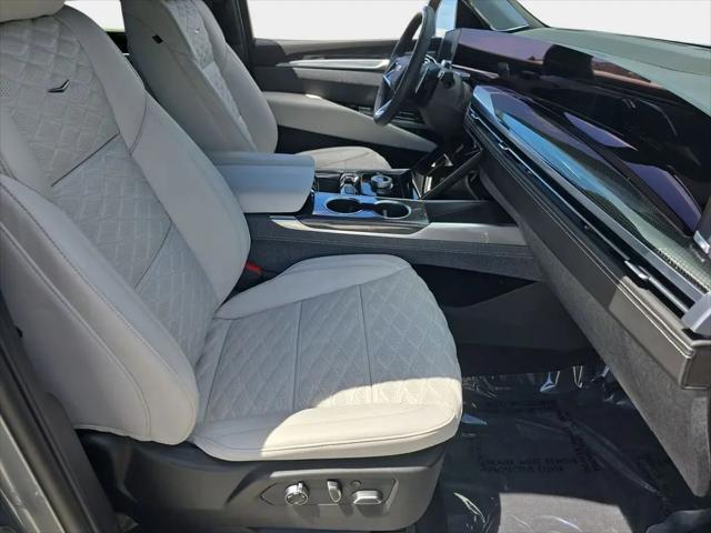 2025 Cadillac Escalade V-Series