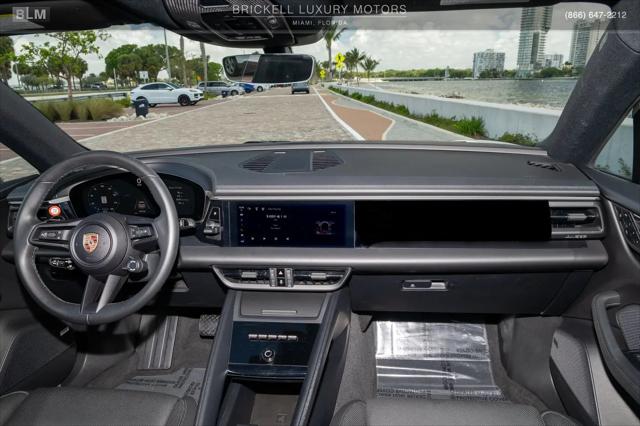 2024 Porsche Macan Electric 4