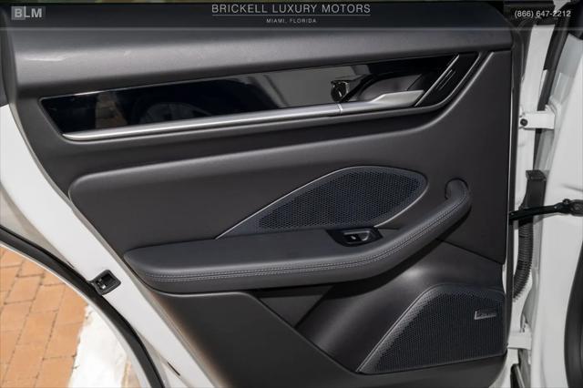 2024 Porsche Macan Electric 4