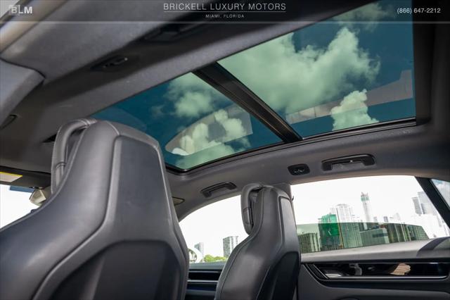 2024 Porsche Macan Electric 4