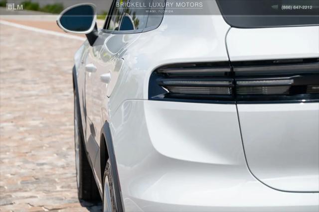 2024 Porsche Macan Electric 4