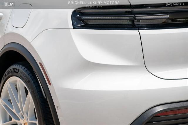 2024 Porsche Macan Electric 4