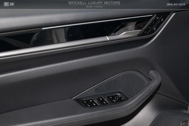 2024 Porsche Macan Electric 4