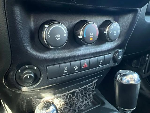 2017 Jeep Wrangler Unlimited Sahara 4x4