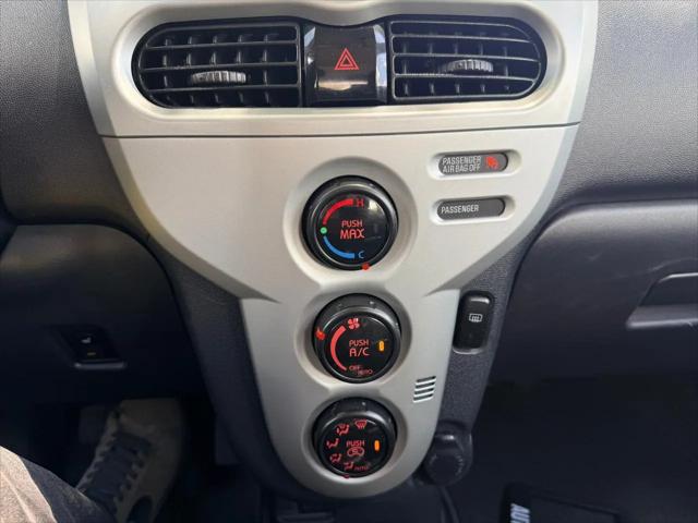 2012 Mitsubishi i-MiEV SE