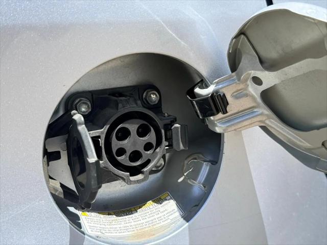 2012 Mitsubishi i-MiEV SE