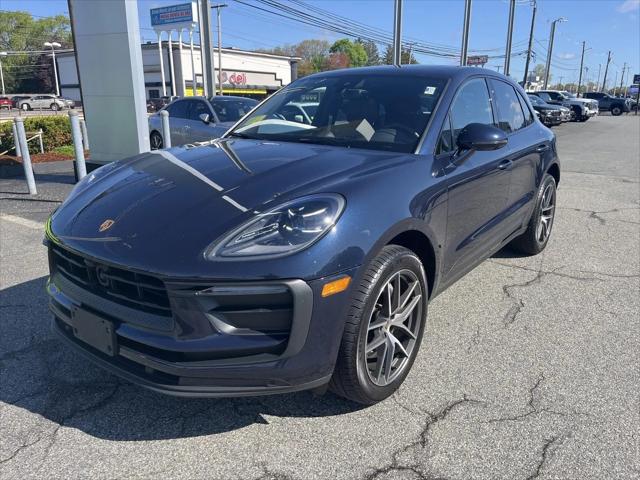 2023 Porsche Macan Macan