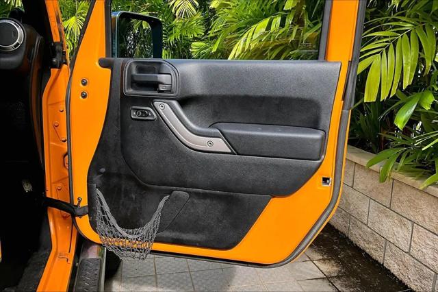 2012 Jeep Wrangler Unlimited Sahara