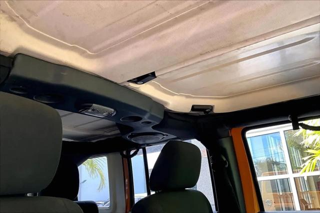 2012 Jeep Wrangler Unlimited Sahara