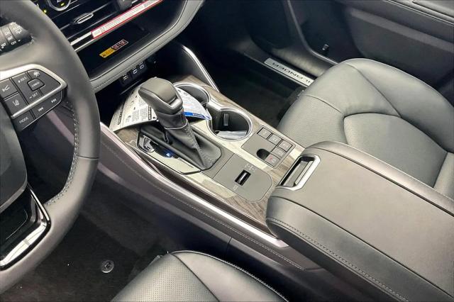 2026 Toyota Highlander Hybrid Limited