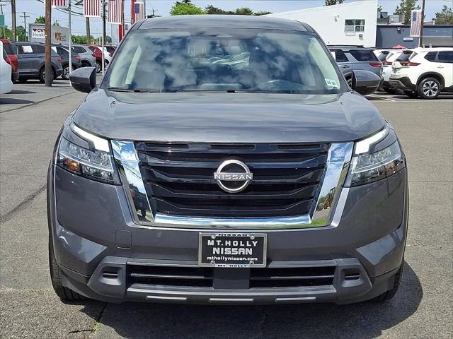 2022 Nissan Pathfinder S 4WD