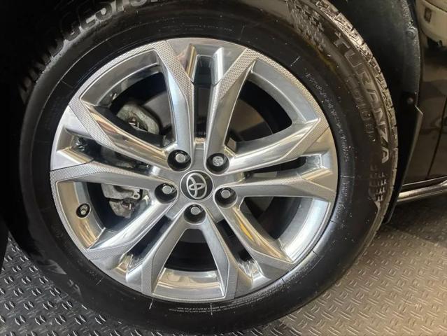 2022 Toyota Sienna Platinum