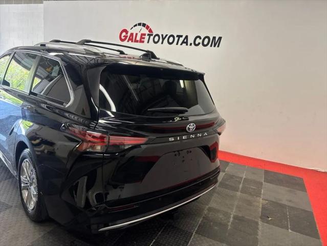 2022 Toyota Sienna Platinum