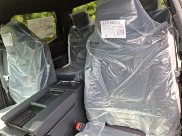 2026 Toyota Tundra SR5 CrewMax 5.5' Bed