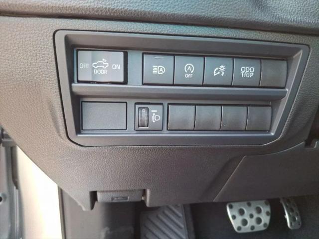 2026 Toyota Tundra SR5 CrewMax 5.5' Bed