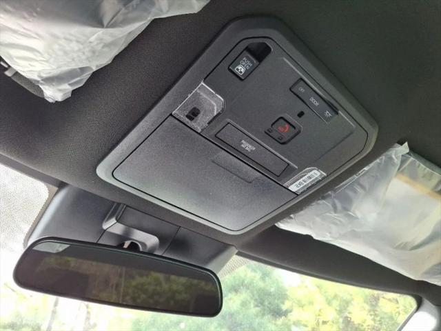 2026 Toyota Tundra SR5 CrewMax 5.5' Bed