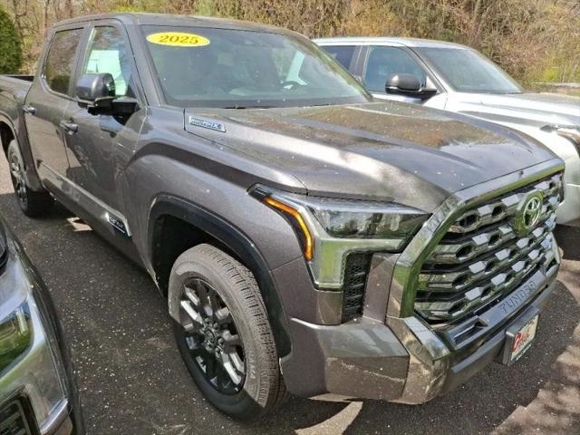 2025 Toyota Tundra Platinum Hybrid CrewMax 5.5' Bed