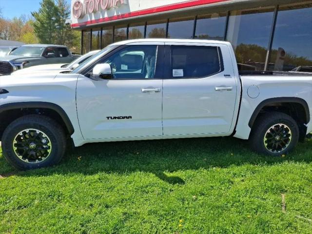 2026 Toyota Tundra SR5 CrewMax 5.5' Bed