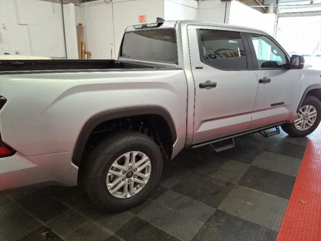 2026 Toyota Tundra SR5 CrewMax 5.5' Bed