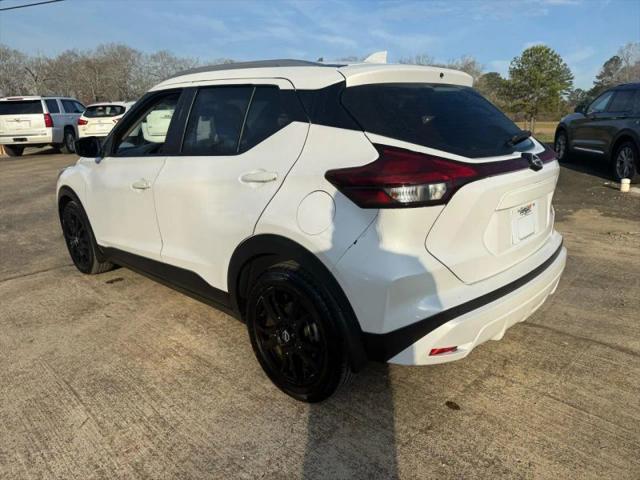 2022 Nissan Kicks SV Xtronic CVT