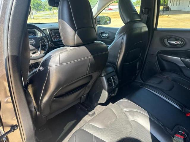 2021 Jeep Cherokee Latitude Lux FWD